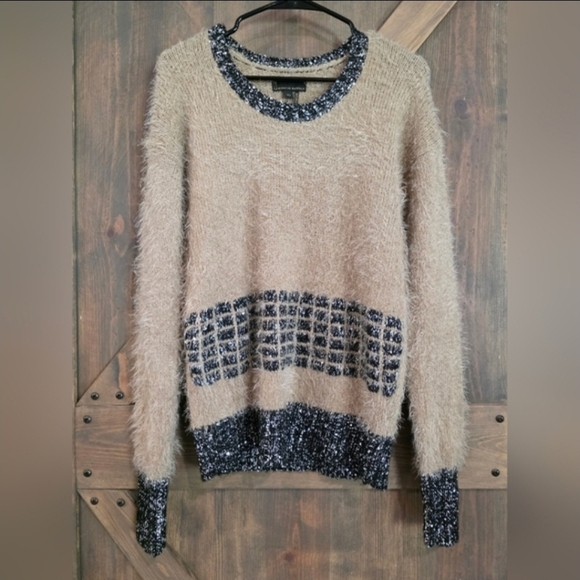 I Jeans By Buffalo Teddy Sweater Size Medium - Picture 5 of 5